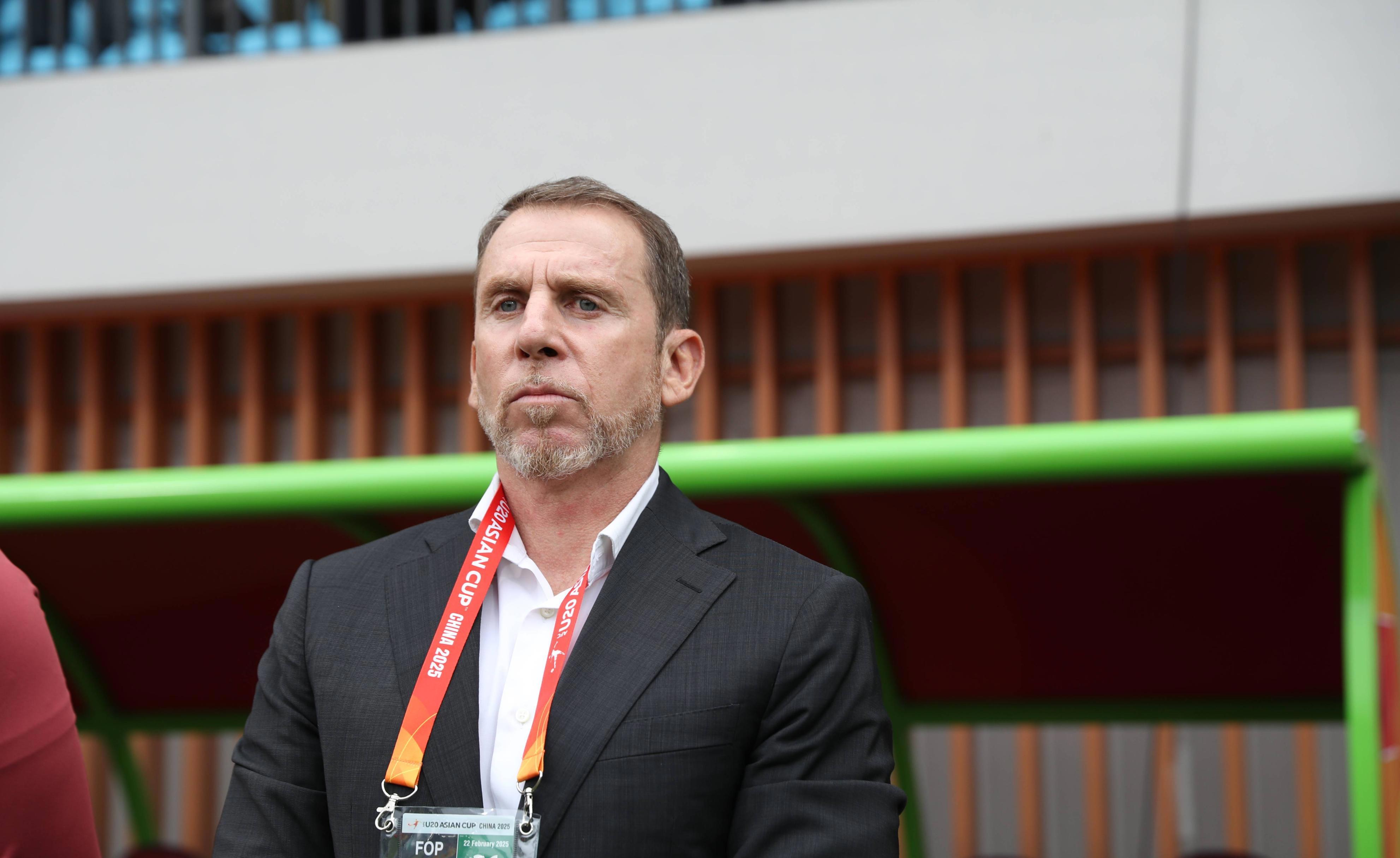 国家队备战国际比赛:教练组调整阵容的简单介绍 国家队备战国际比赛:教练组调整阵容的简单介绍