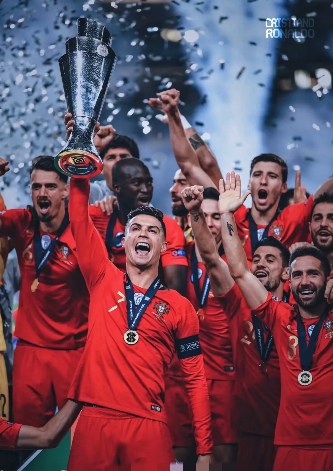 开云足球直播-包含葡萄牙巨星再度发威，带领球队取胜晋级的词条