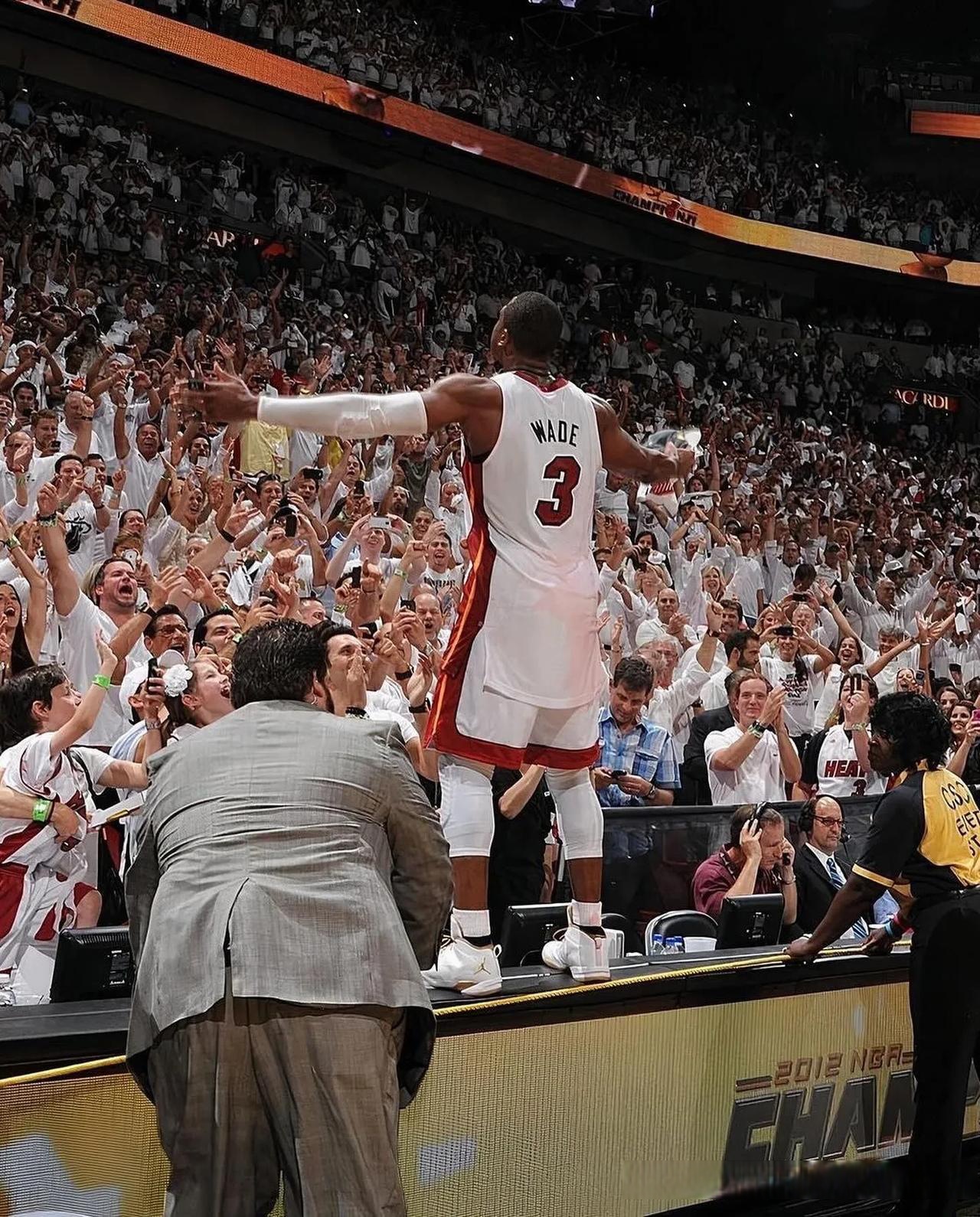 开云体育app-包含热火碾压魔术，伦纳德扛起全队的词条