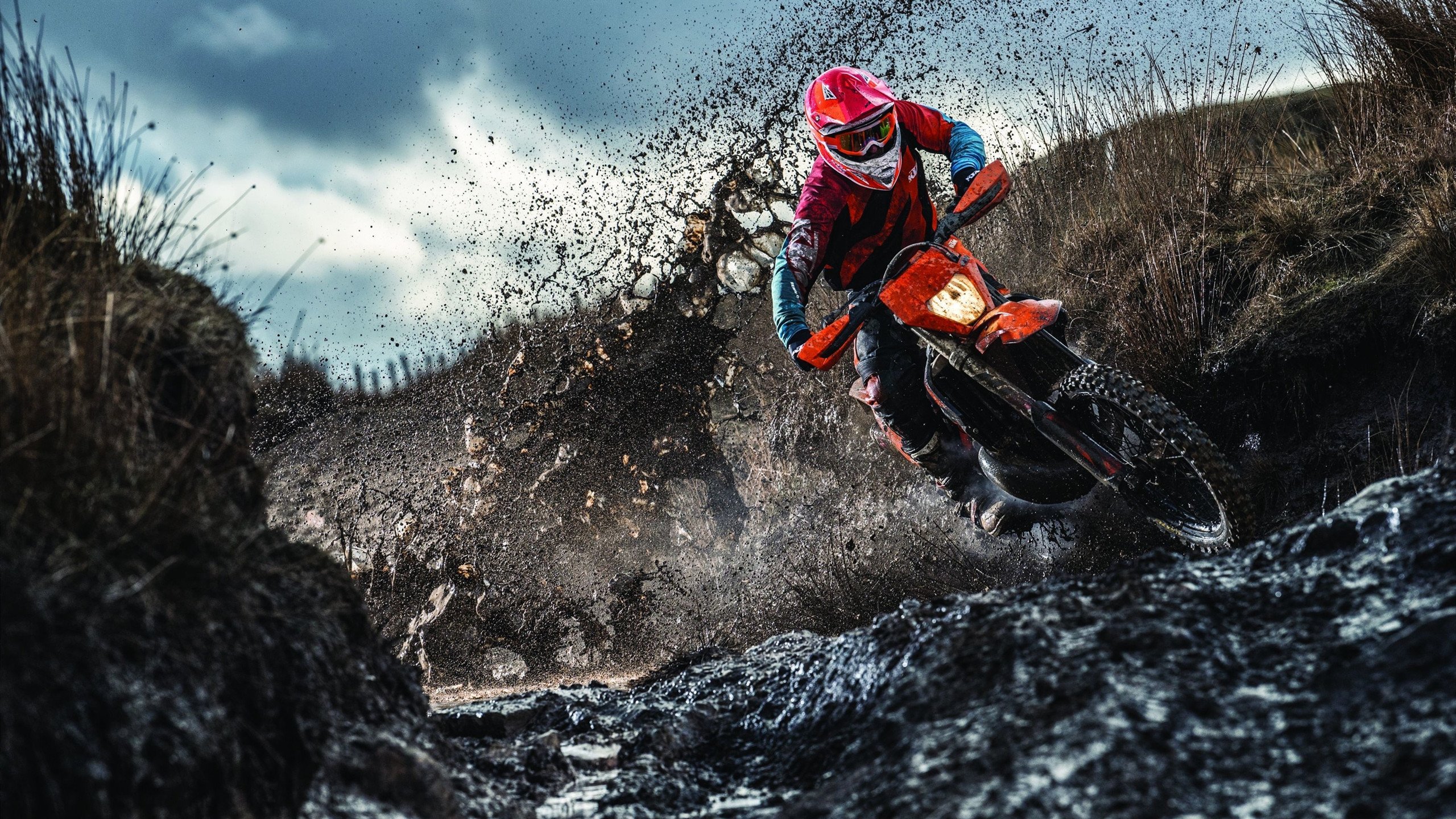 卡瓦哈尔的救赎之夜,奥地利对阵乌拉圭,从罪人到英雄的90分钟